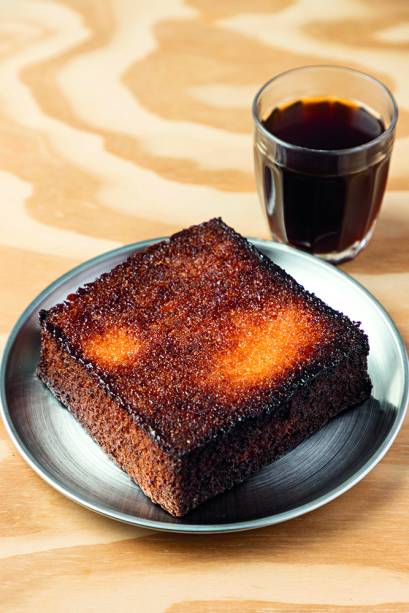 Mirá Padaria Autoral: tostada de missô e mel e café coado Mirá Padaria Autoral: tostada de missô e mel e café coado