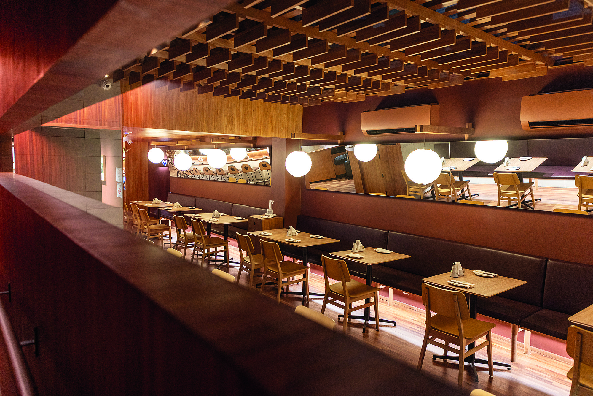 Hirá Izakaya