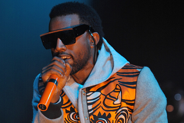 Show de Kanye West terá palco com artistas brasileiros; confira os preços
