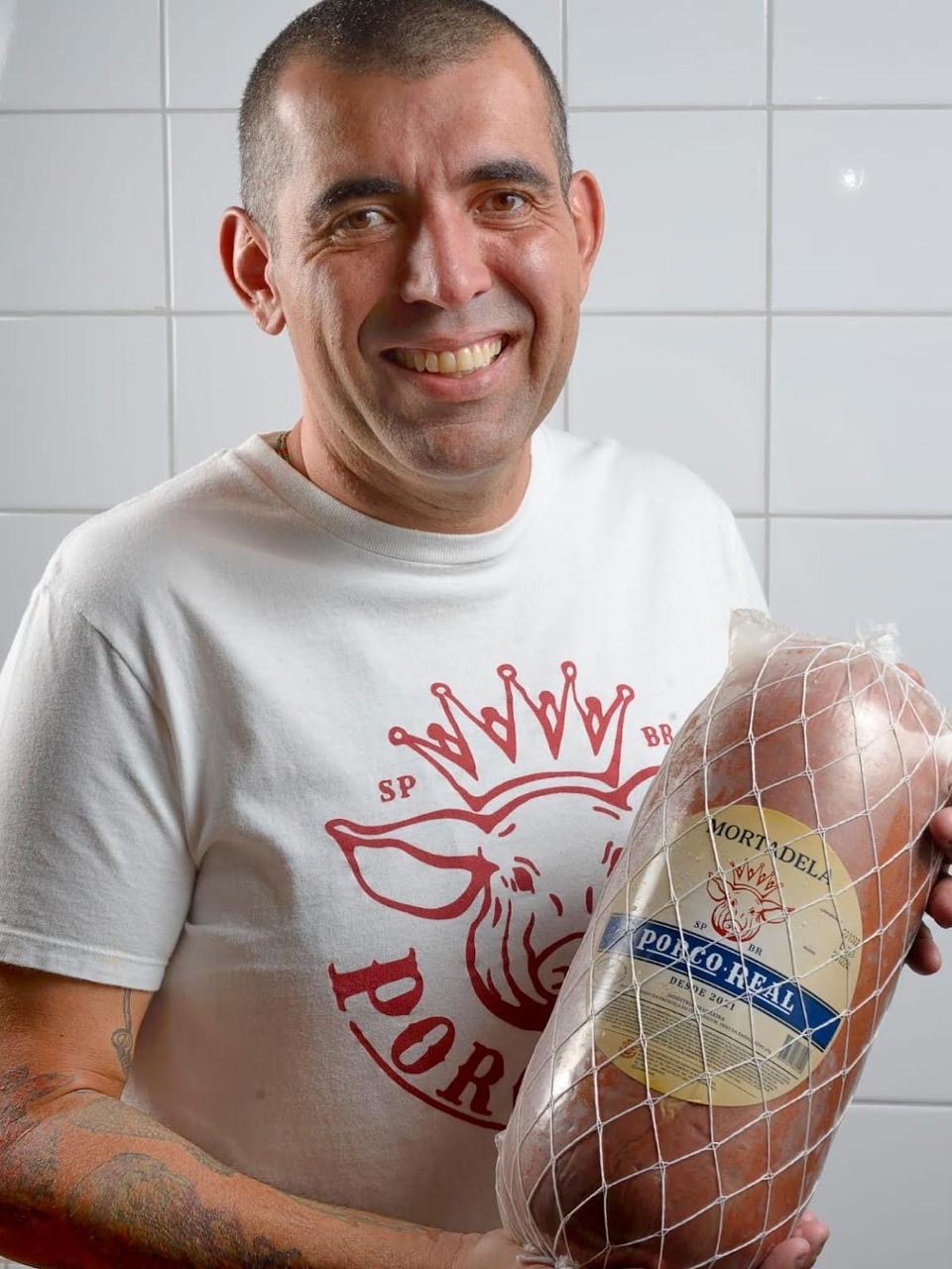 jefferson-rueda-mortadela-porco-real