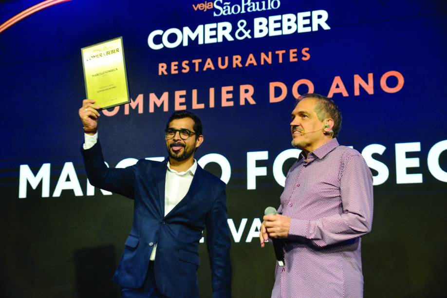 O sommelier Marcelo Fonseca com Arnaldo Lorençato