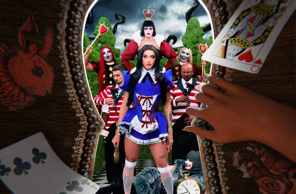 Pabllo Vittar adianta novidades do Halloween de 2025