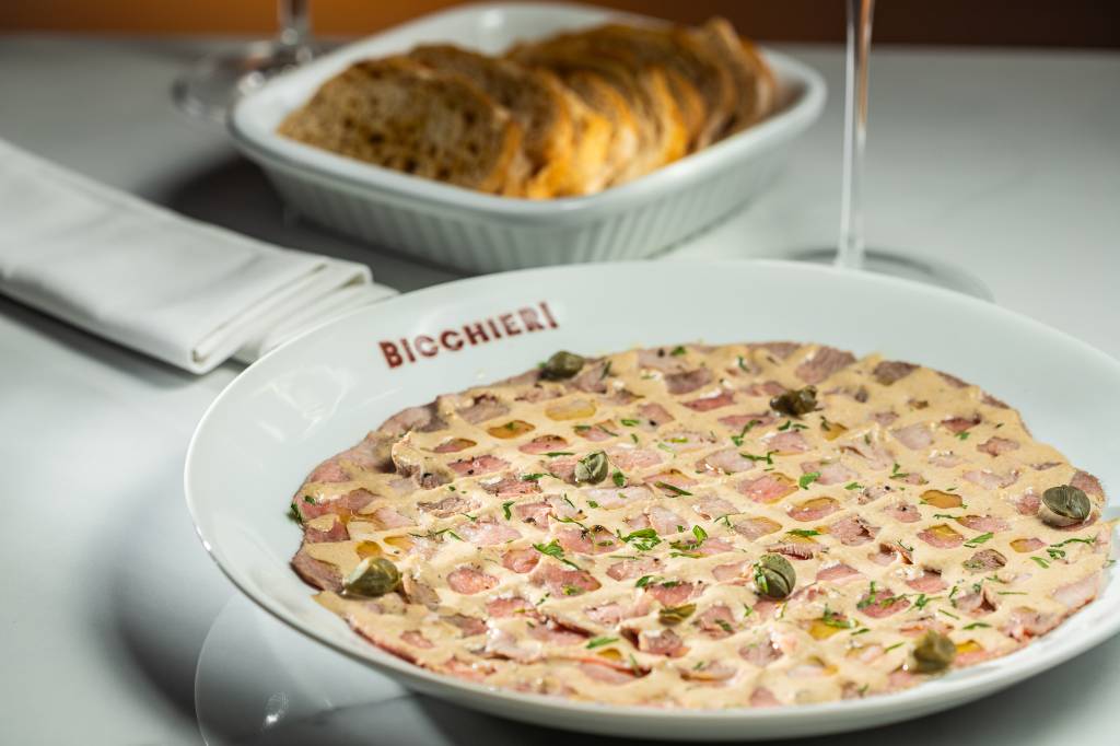 Bicchieri realiza um jantar dedicado às mulheres