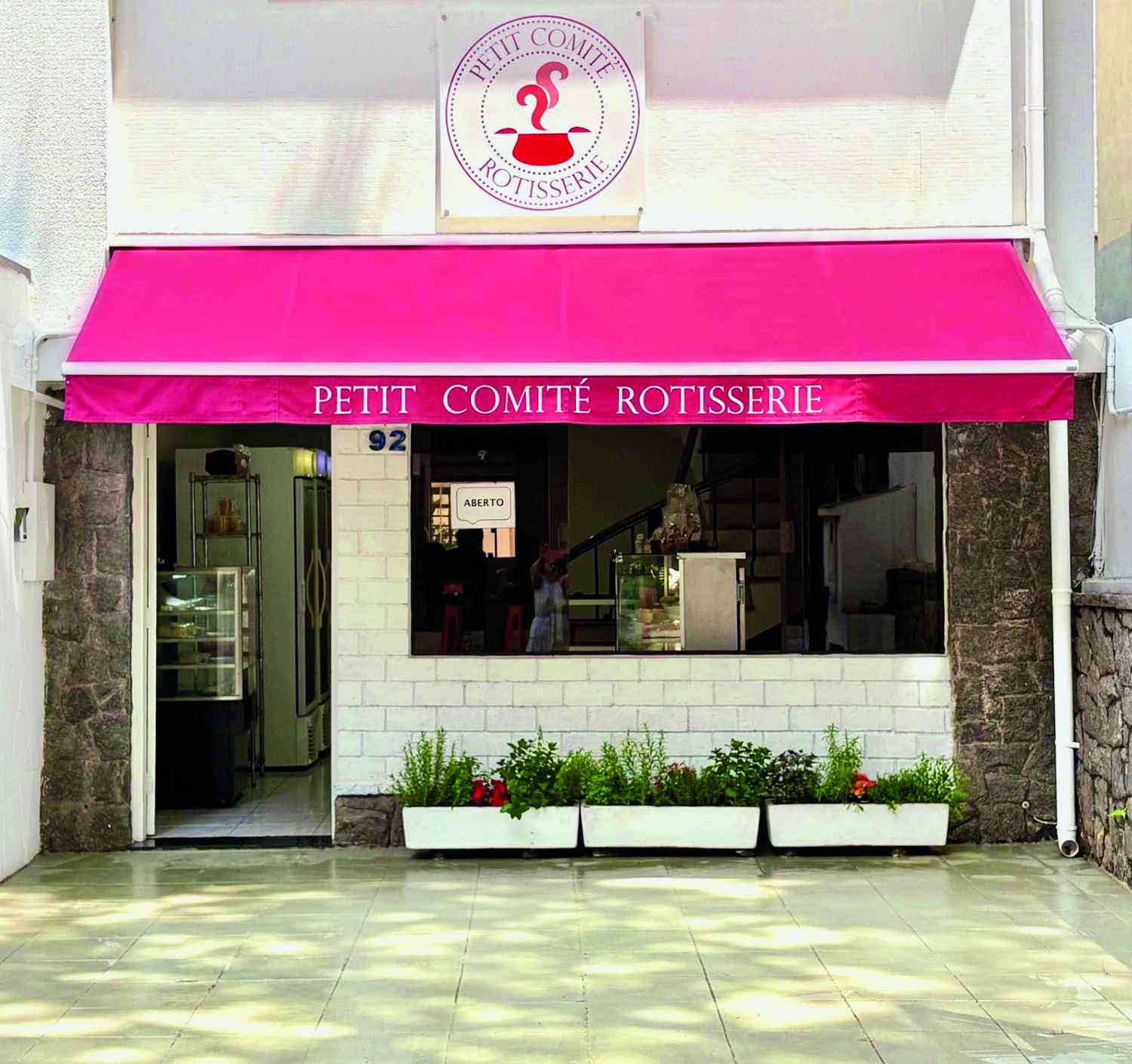 Petit Comité Rotisserie: novo endereço