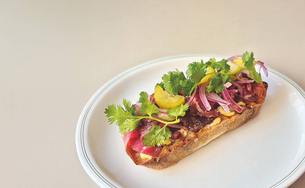 HM Food Café estreia tostada elaborada pelos chefs do Fitó