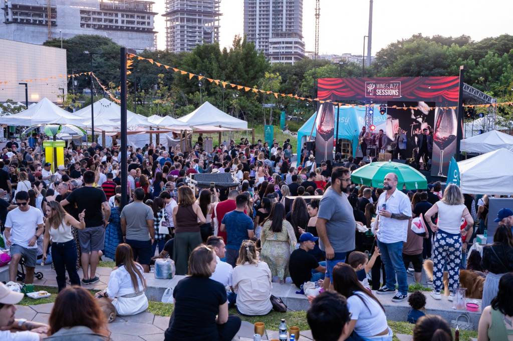Wine & Jazz Sessions mistura vinho, música e comida em SP