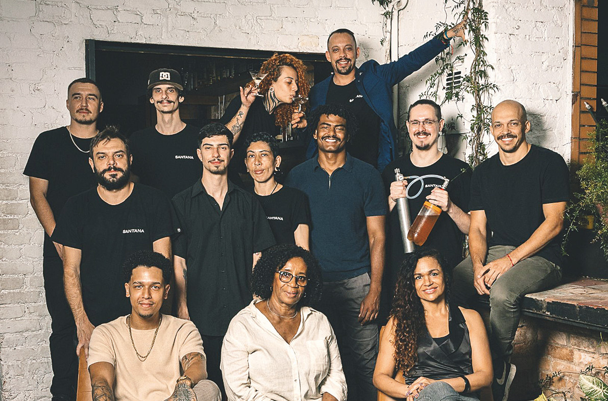 Equipe do bar: carta especial de coquetéis