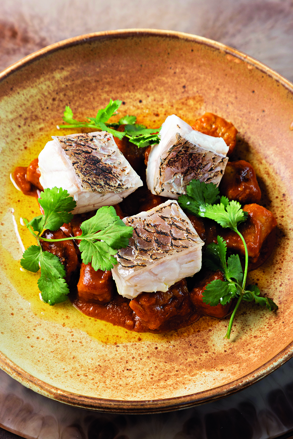 Prato com massa e peixe