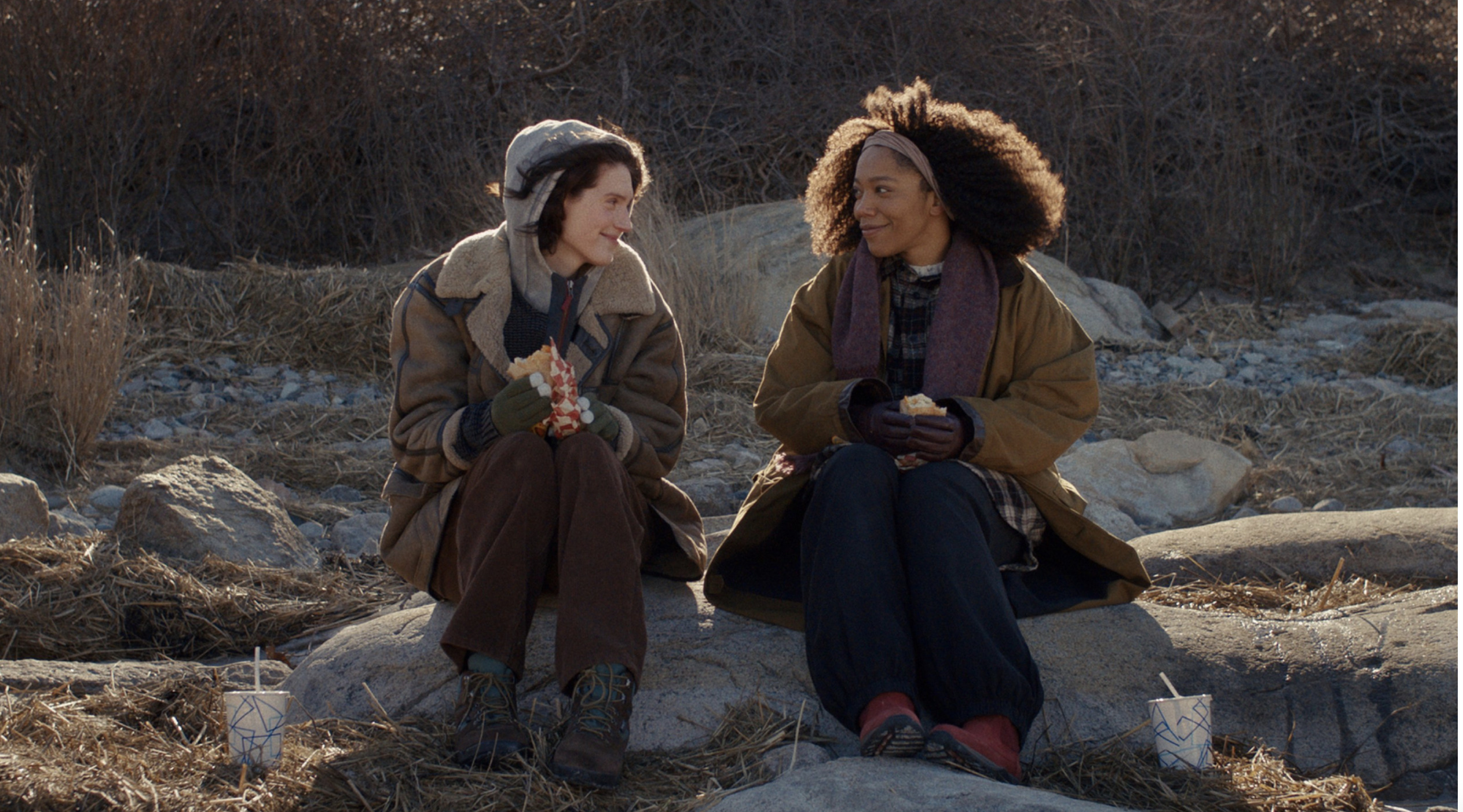Eva Victor e Naomi Ackie em 'Sorry, Baby'
