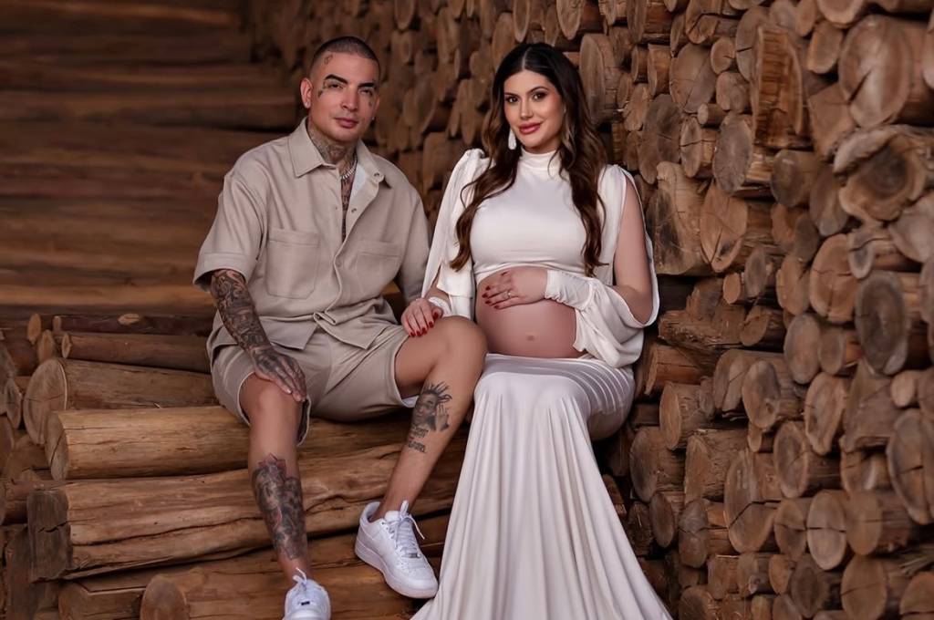 Nasce a 1ª filha de MC Guimê e Fernanda Stroschein