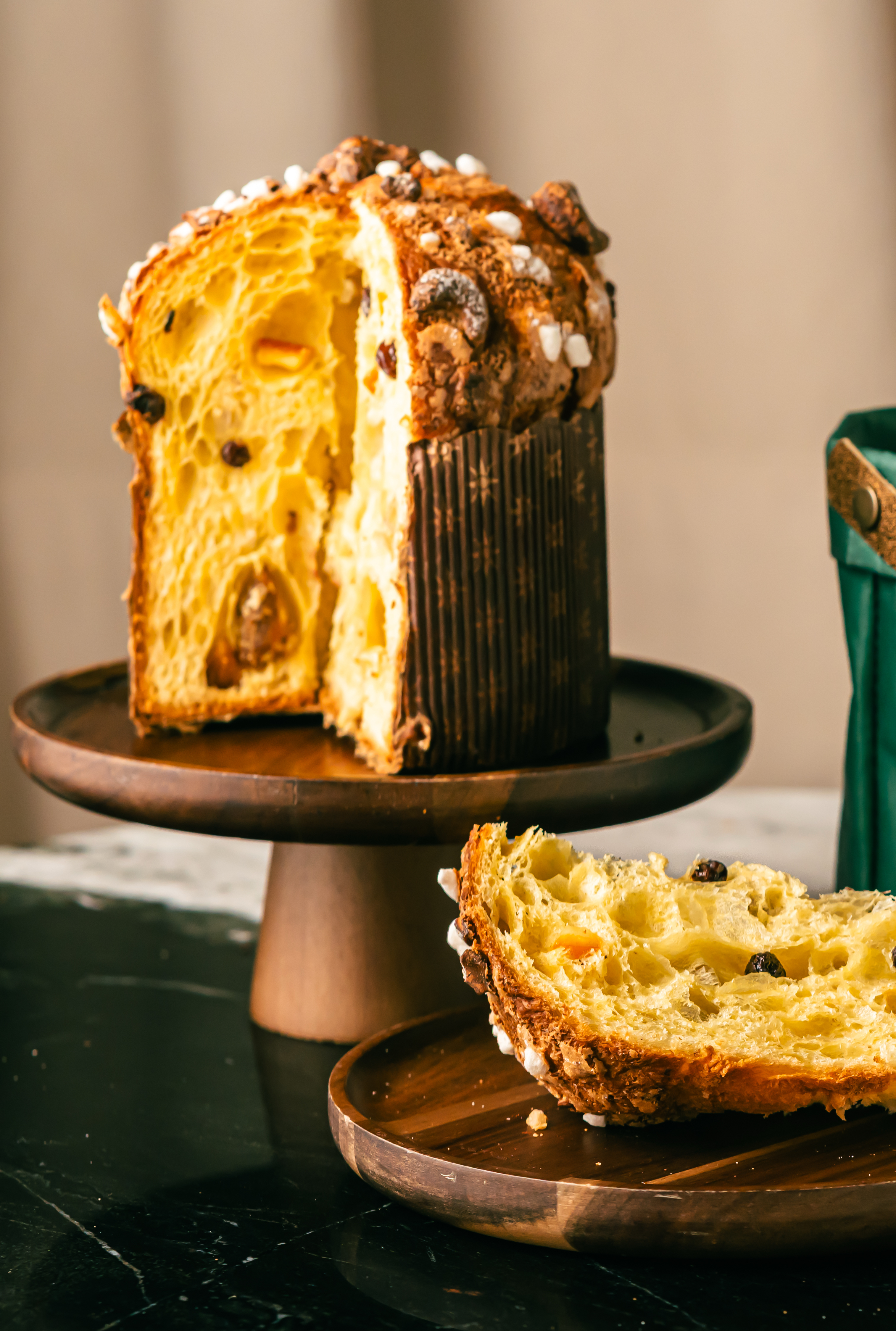 Rosewood: panetone com abacaxi, cumaru, uvas-passas e um toque de lim&atilde;o