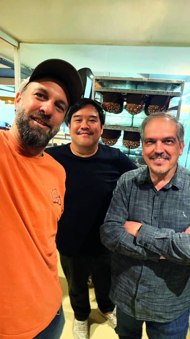 Peron, Saulo e Arnaldo