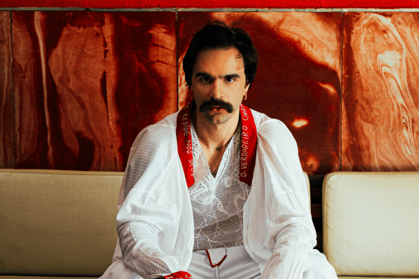 3 perguntas para Rodrigo Alarcon: “Não quero me limitar ao melancólico”