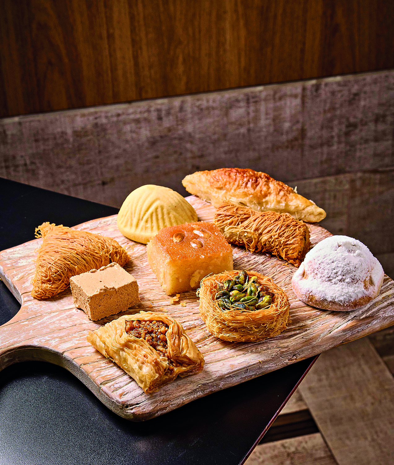 Docinhos em t&aacute;bua de madeira