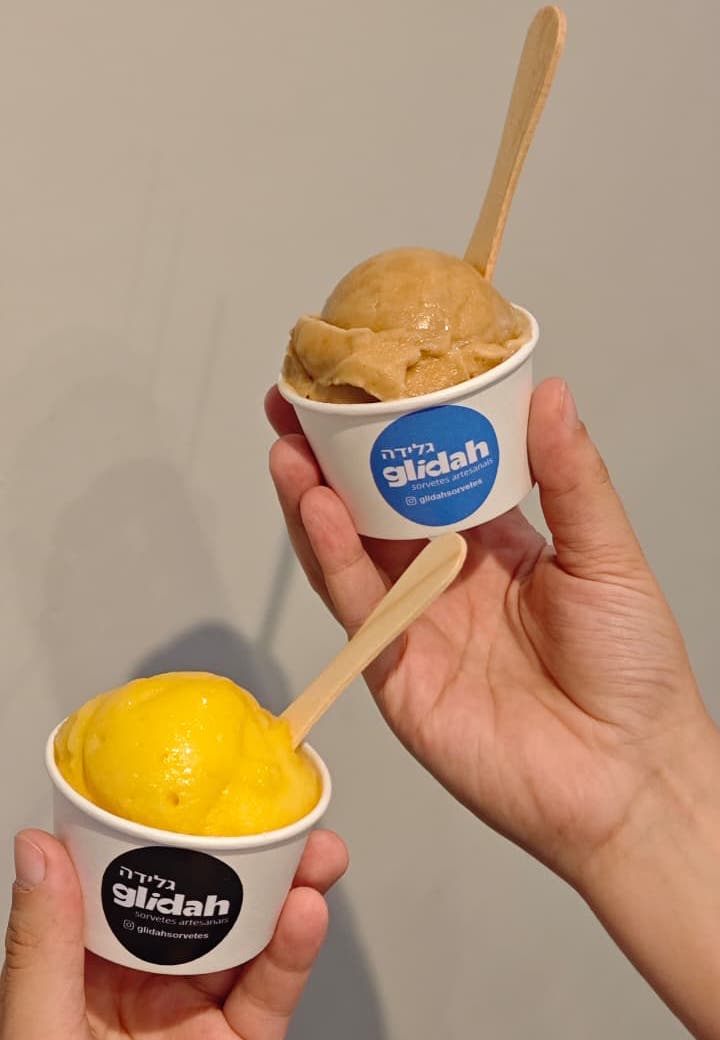 Glidah: sorbets de damasco e rom&atilde;