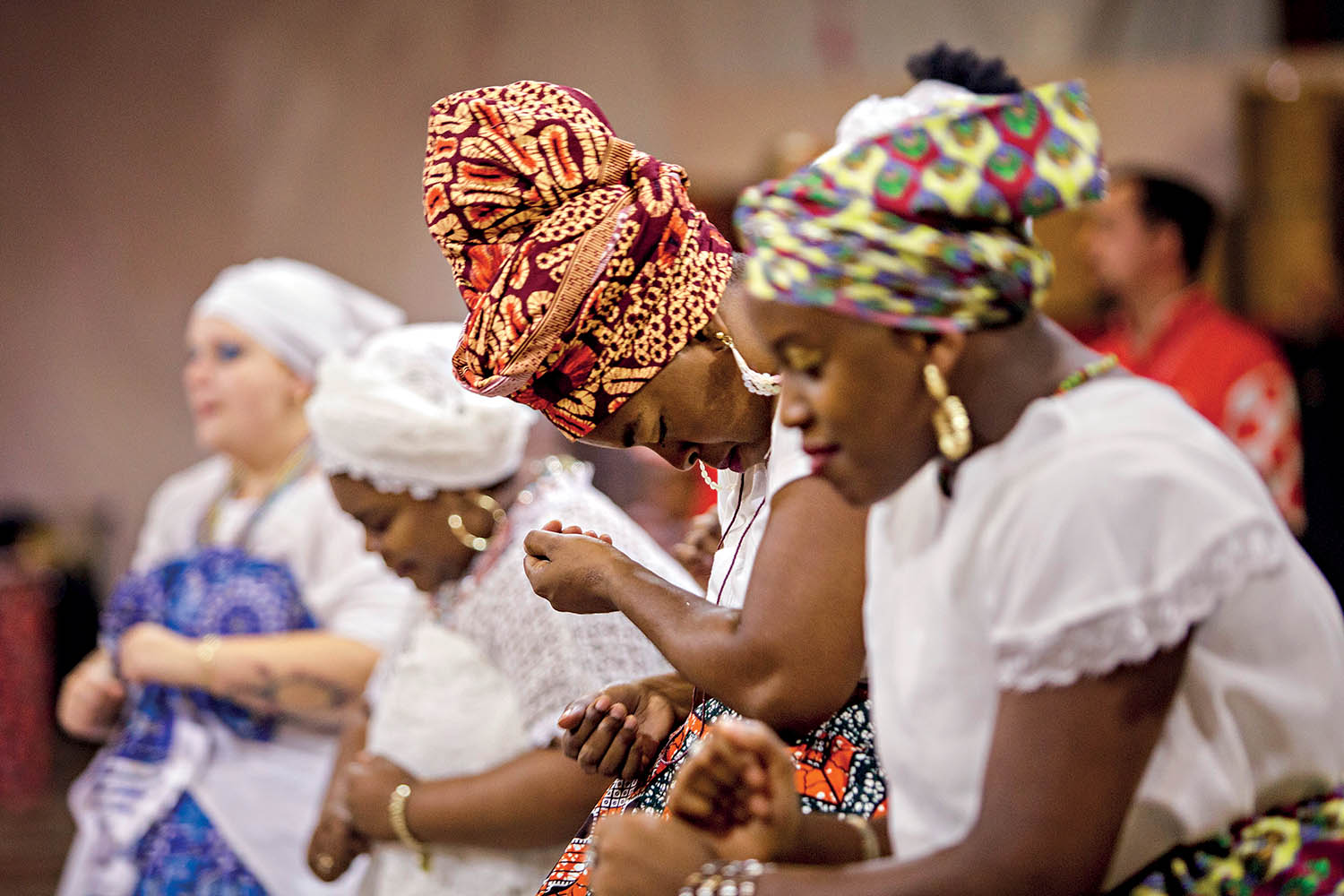 Fotos da escola de Samba Lavapés Pirata Negros, a mais antiga da cidade de São Paulo.