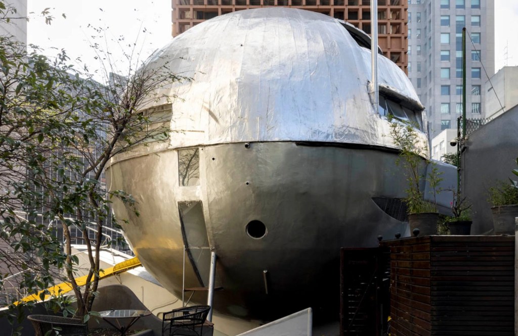 ABERTO ocupa Casa Bola de Eduardo Longo, aberta ao público pela 1ª vez