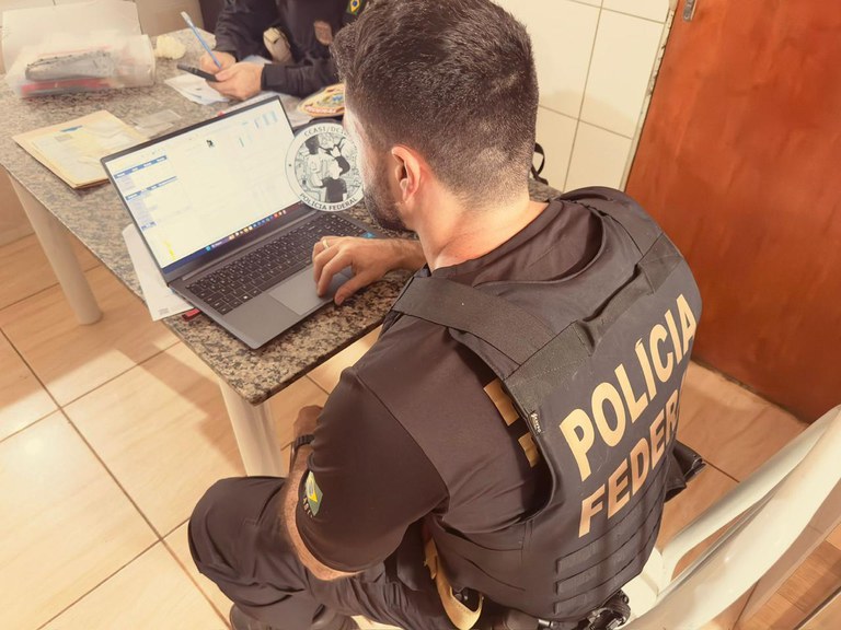 PF prende homem em Guariba (SP) por suspeita de exploração sexual infantil