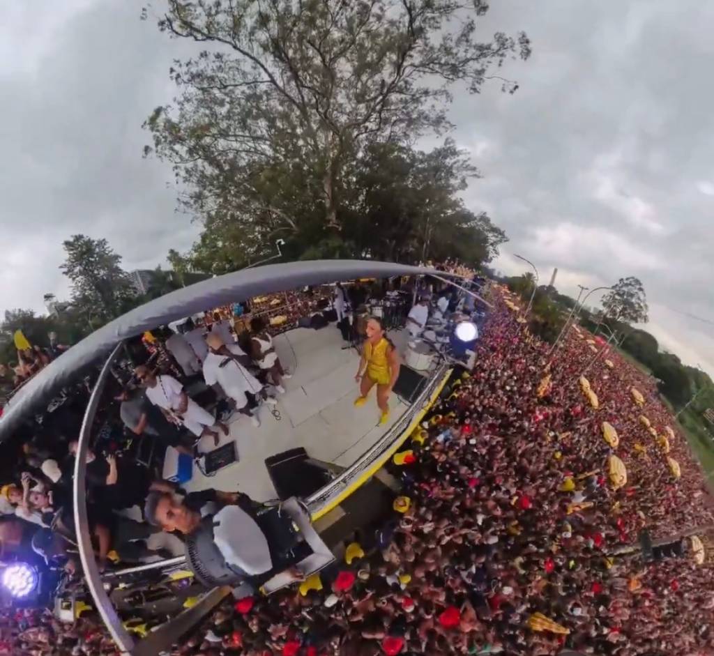 Bloco com Ivete Sangalo arrastou 1,2 milhão de foliões ao Ibirapuera
