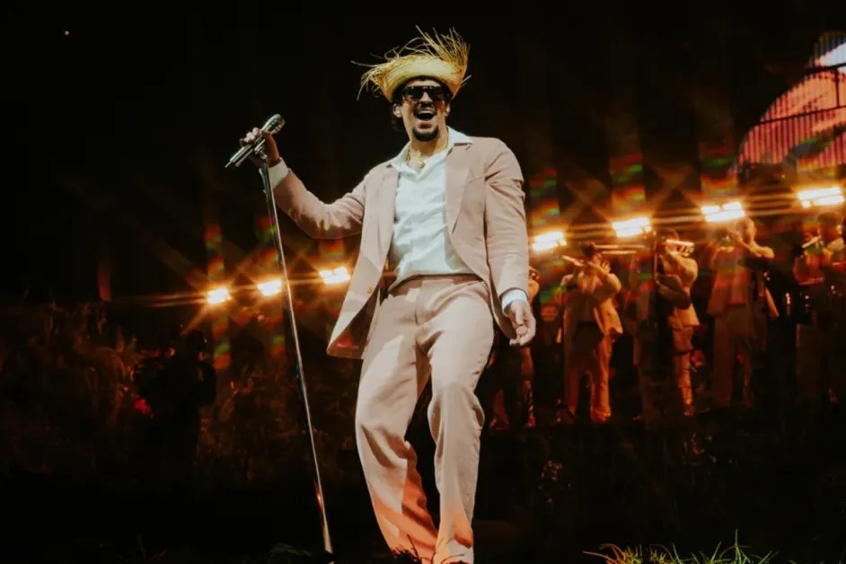 Bad Bunny se declara ao Brasil após shows em SP: “Me apaixonei por vocês”