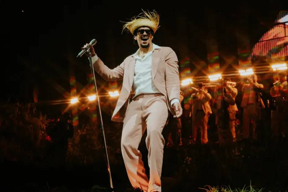 Bad Bunny se declara ao Brasil após shows em SP: “Me apaixonei por vocês”