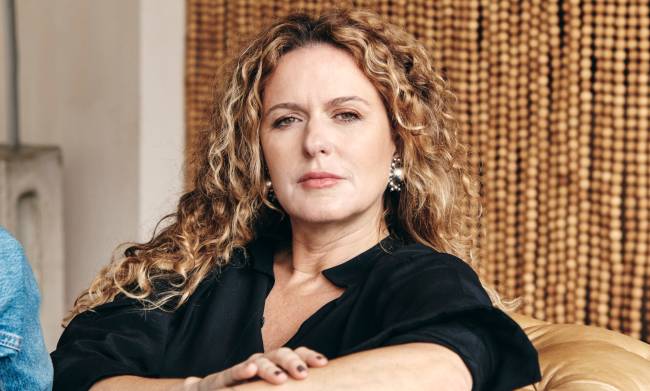 Emannuelle Junqueira lança a Harpa, sua nova marca independente