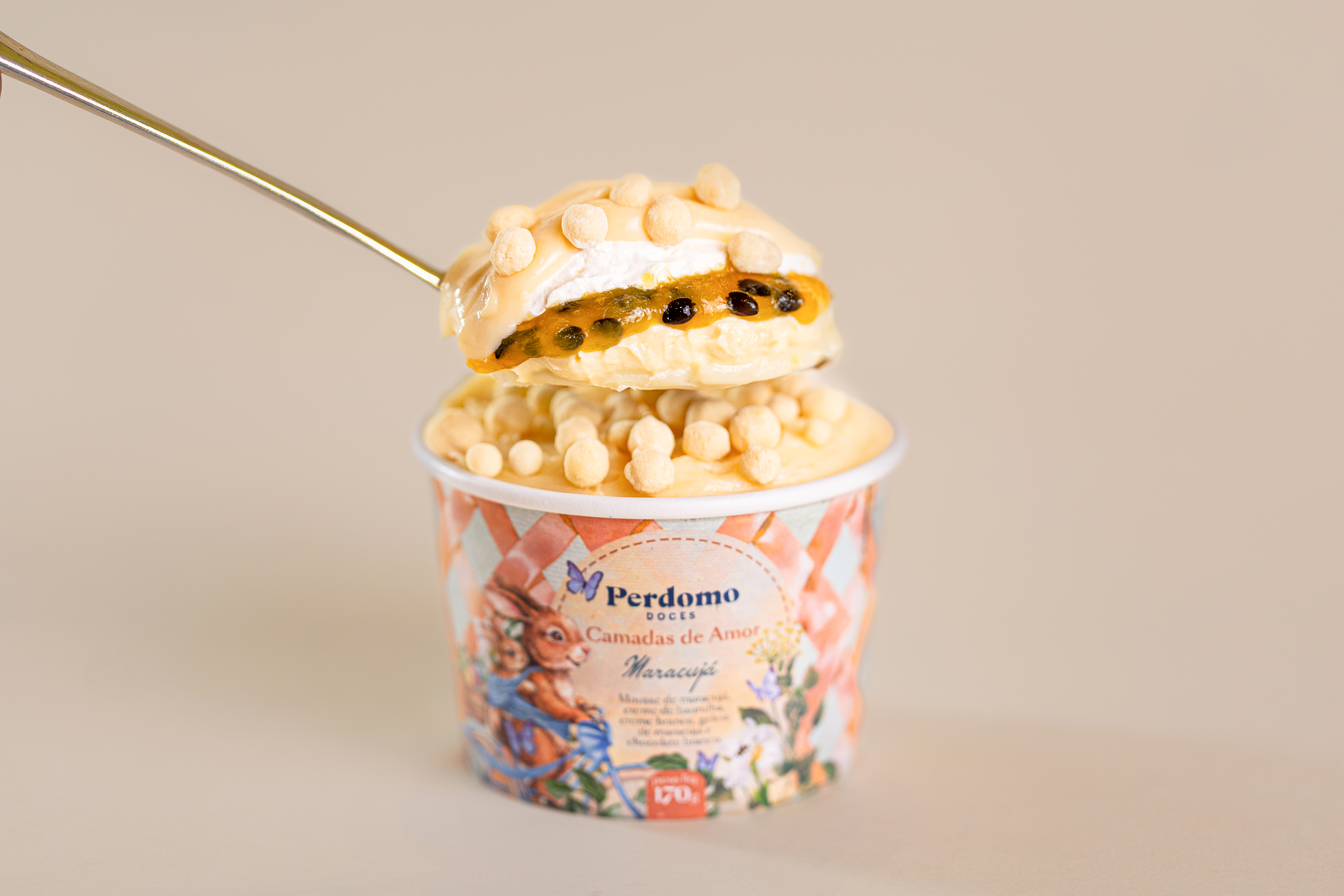 pote de maracuj&aacute; com cobertura