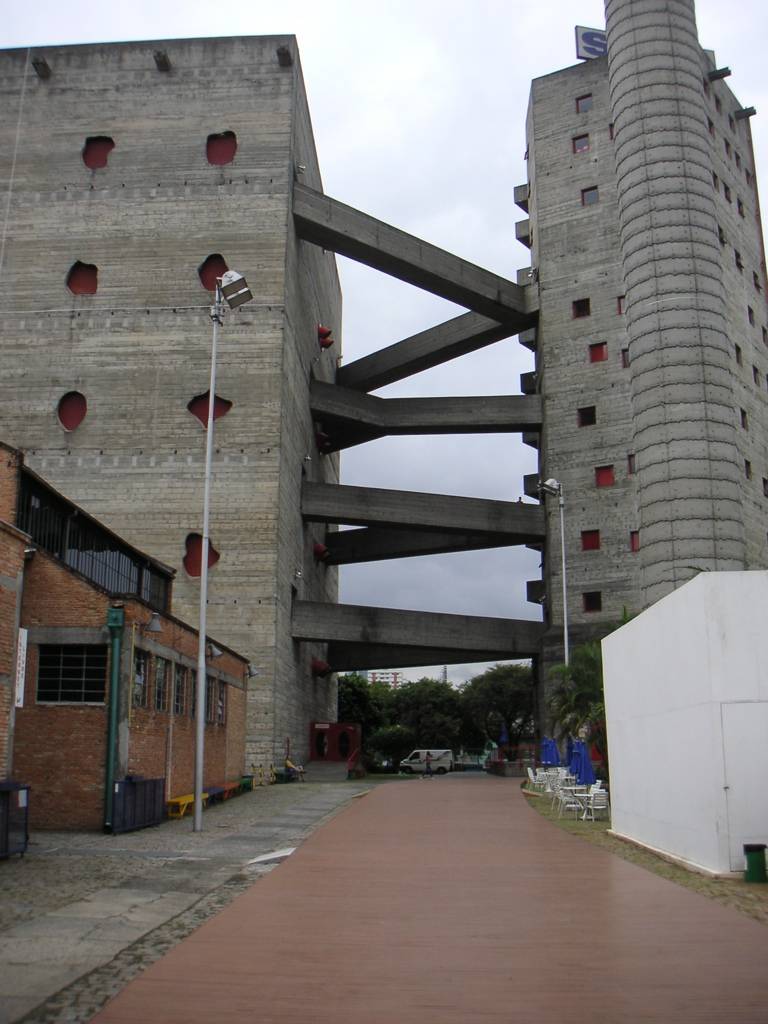 Sesc SP: denúncias de assédio e sobrecarga surgem após morte de funcionário em unidade