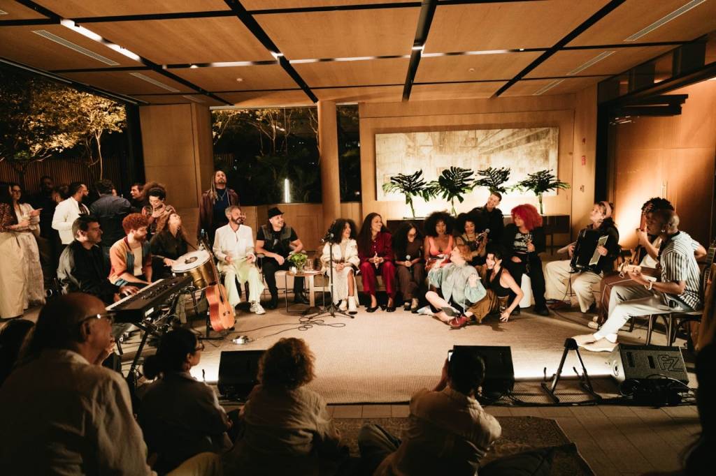 Sarau do Zé reúne artistas e celebra projeto de novos talentos