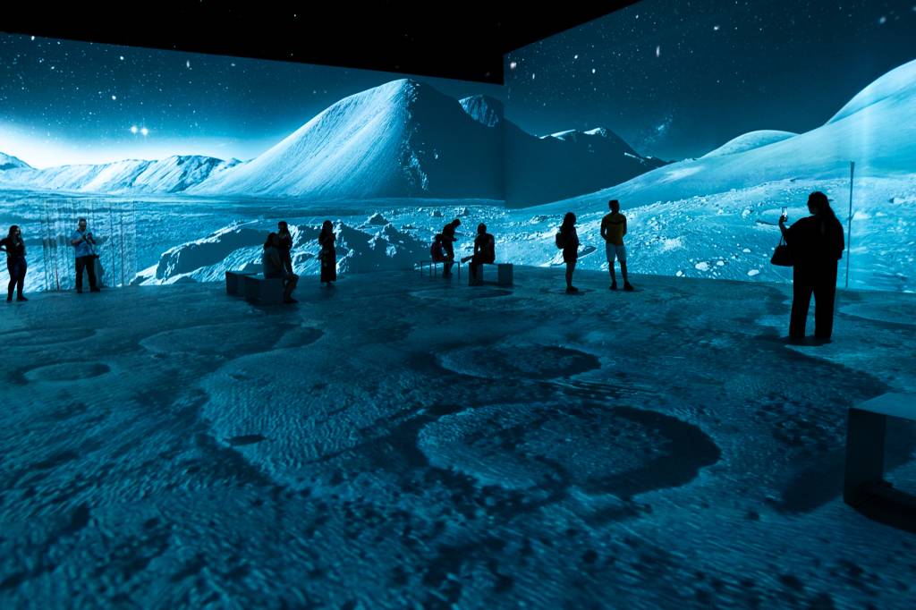 Exposição Astro traz experiência imersiva no universo da astronomia em SP