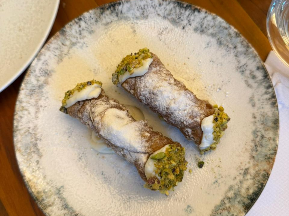 cannoli-benvenuto-antonio-maiolica