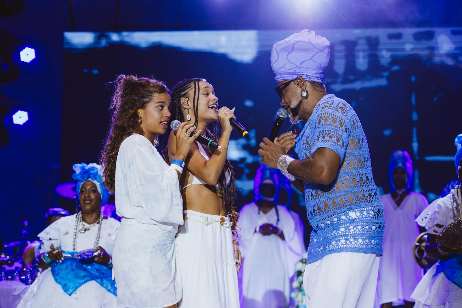 Carlinhos Brown, Clara e Cecília Buarque