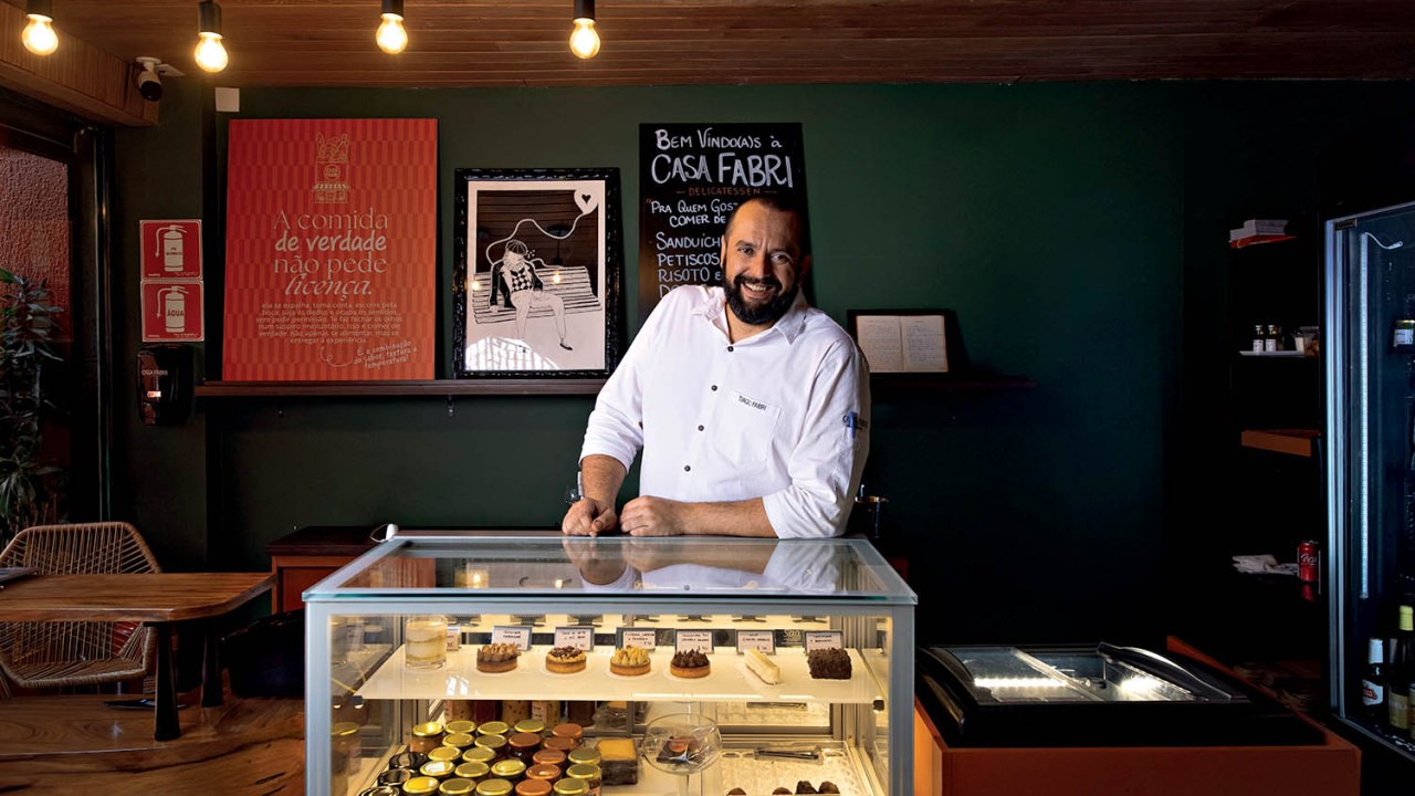Casa Fabri: ingredientes de produção própria e refeições rápidas sob o comando do chef Tiago Fabri