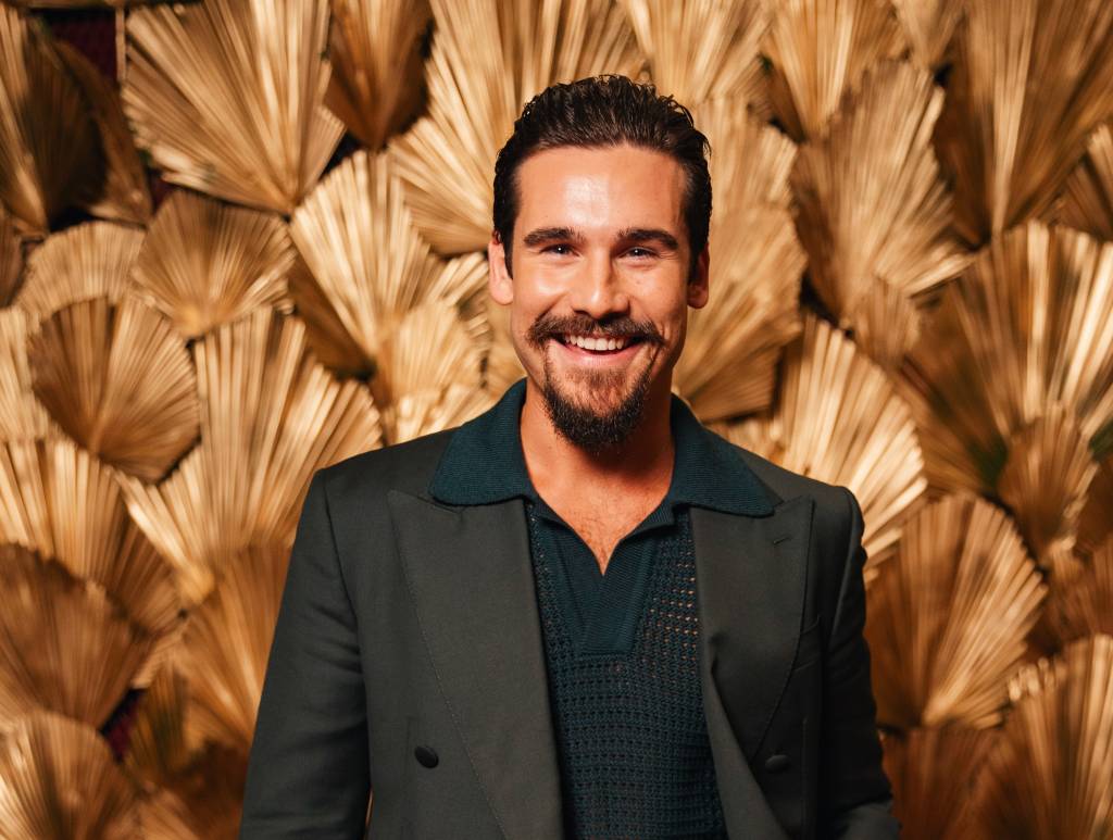 Nicolas Prattes vive vilão na Globo e estreia filme espírita