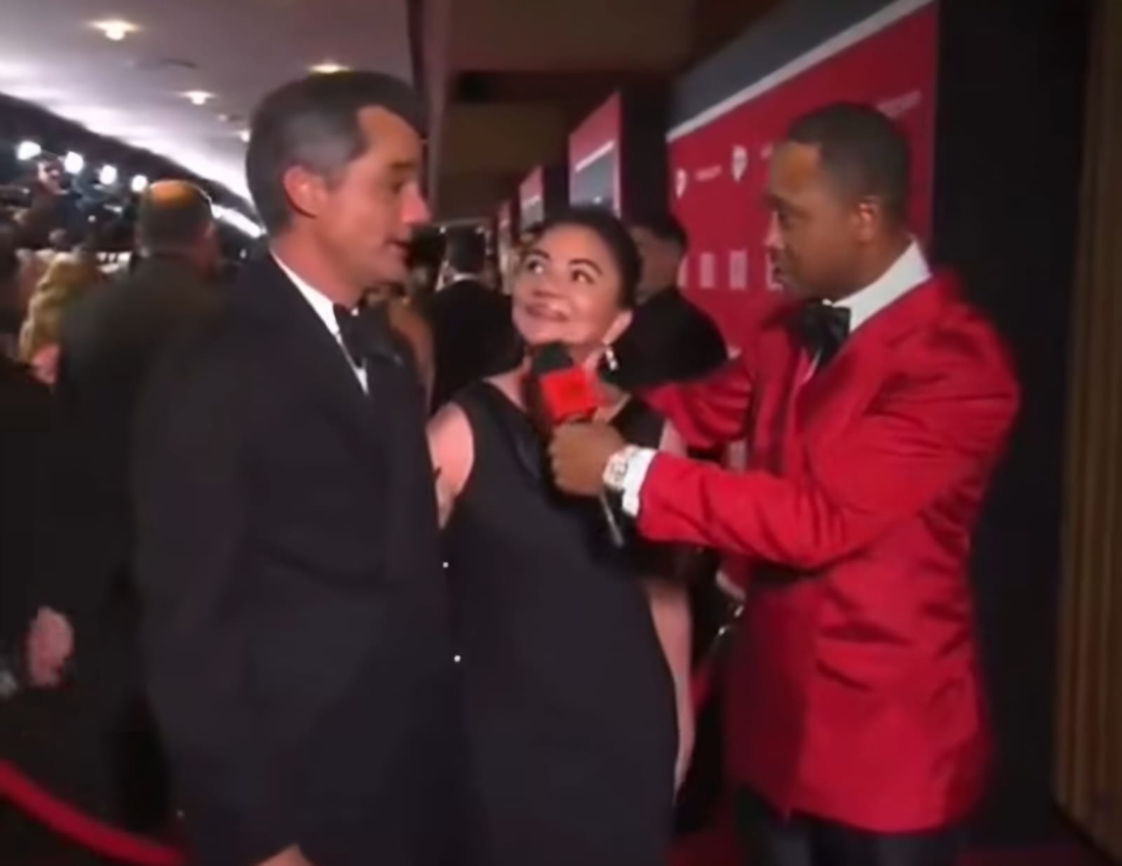 Wagner-Moura-vai-à-festa-com-mãe