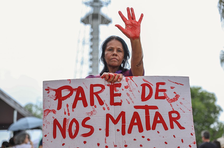 Feminicídio: uma mulher morre a cada 25 horas em São Paulo