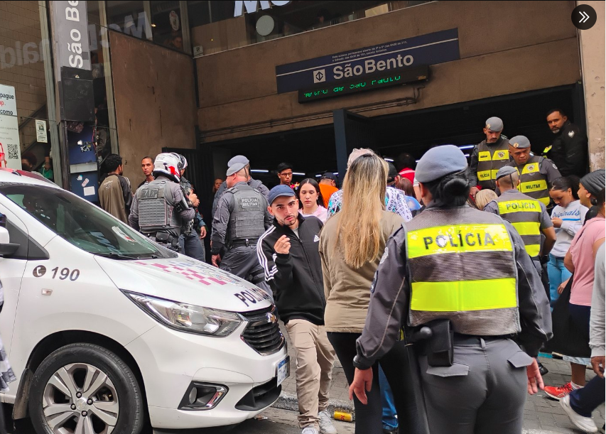 Tiroteio perto de estação São Bento em SP deixa 5 feridos; criança foi baleada