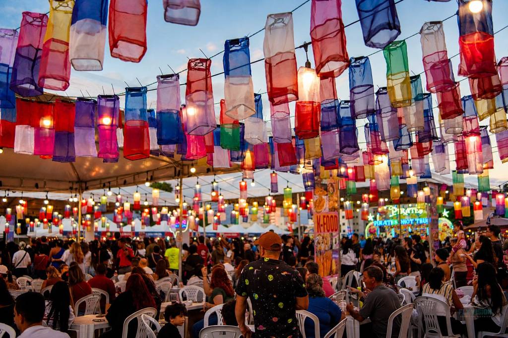 Festival coreano no Largo da Batata tem shows de K-pop e comida típica
