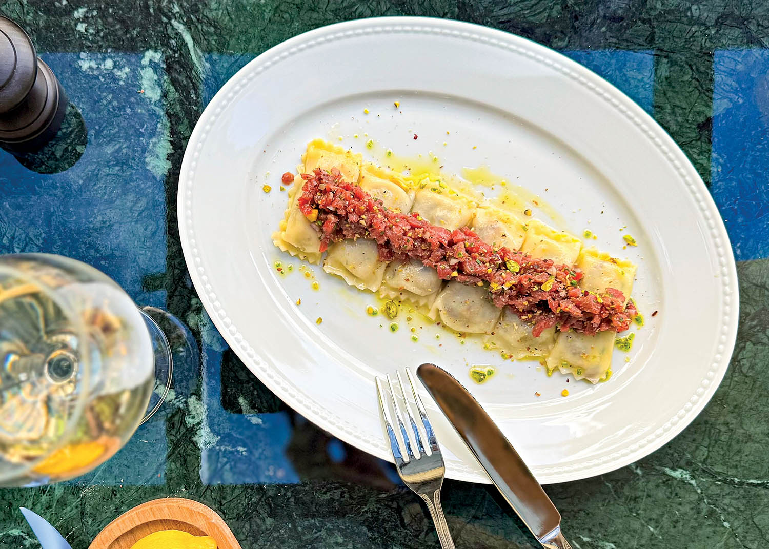 Massa fresca: recheio de polenta de s&ecirc;mola com cogumelos e crudo de angus