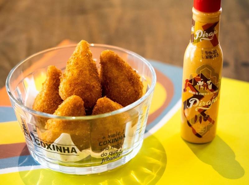Pirajá distribui coxinhas de graça nesta segunda-feira (18)