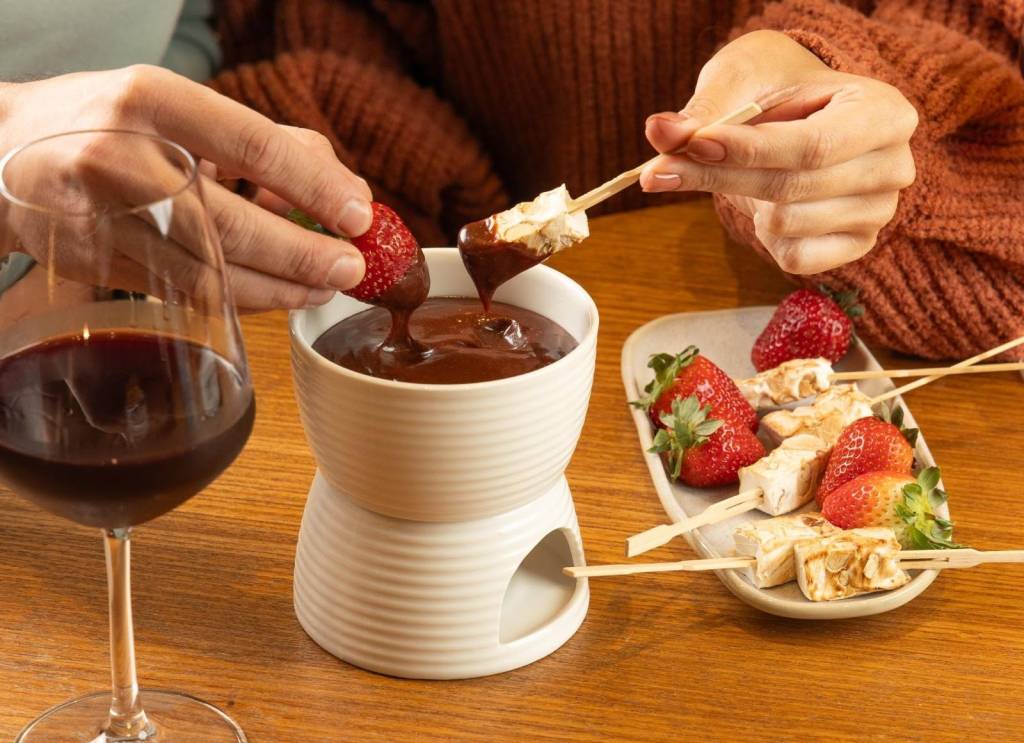 Confira dois endereços de comidinhas para refeições em clima de romance