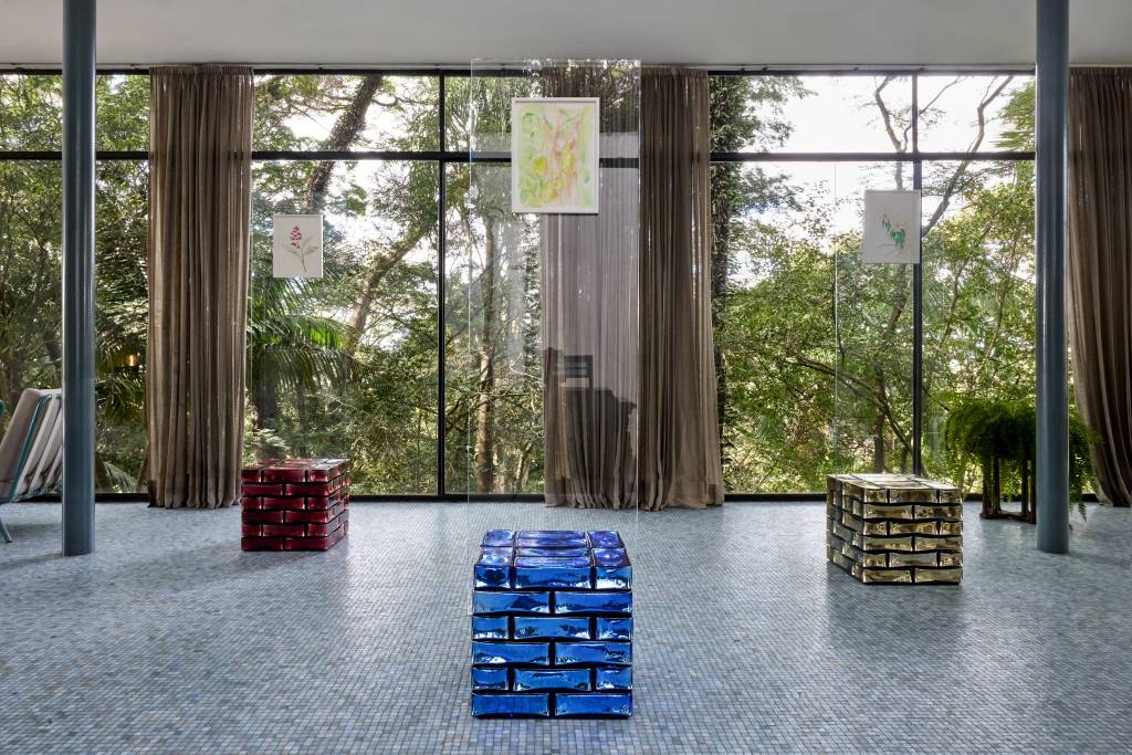 Francês Jean-Michel Othoniel encontra a arquitetura de Lina Bo Bardi em mostra