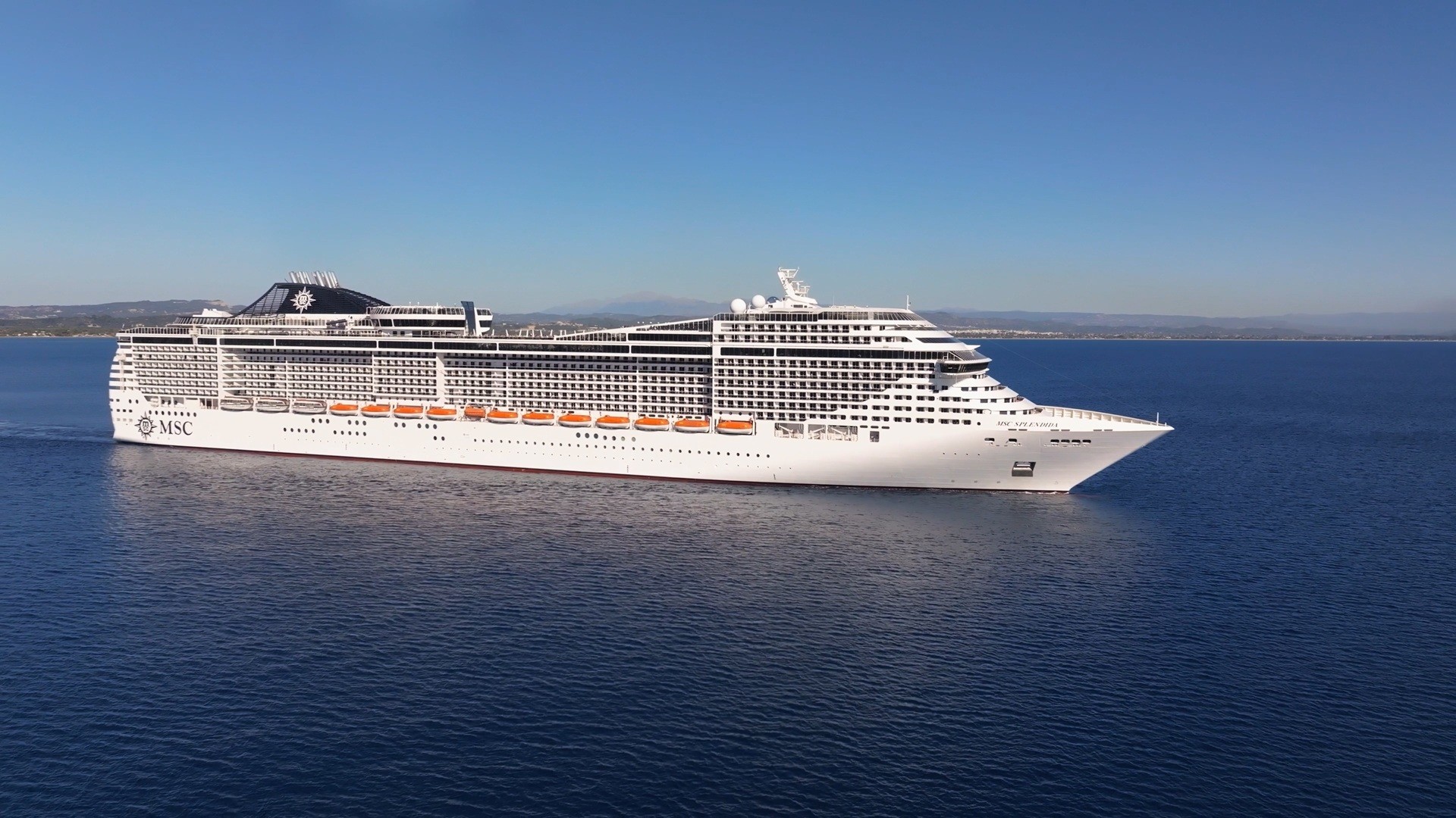 MSC Splendida: cidade flutuante com capacidade para 4 000 passageiros