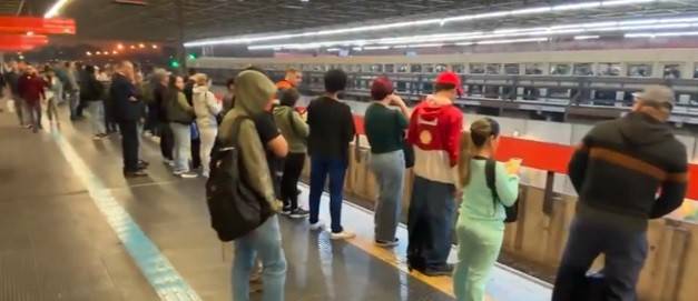 Entenda o que causou a falha na Linha 3-Vermelha do Metrô nesta manhã