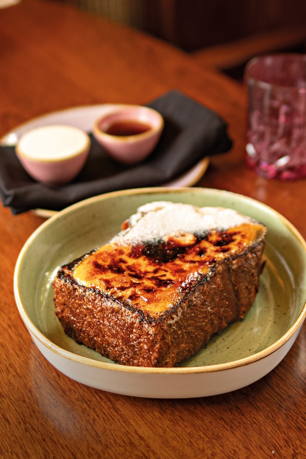 Rabanada: elaborada com creme br&ucirc;l&eacute;