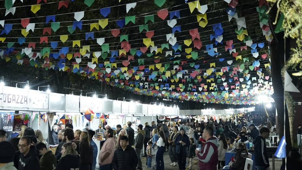 Festa Julina do Juventus reúne shows, bingo e gastronomia típica em SP