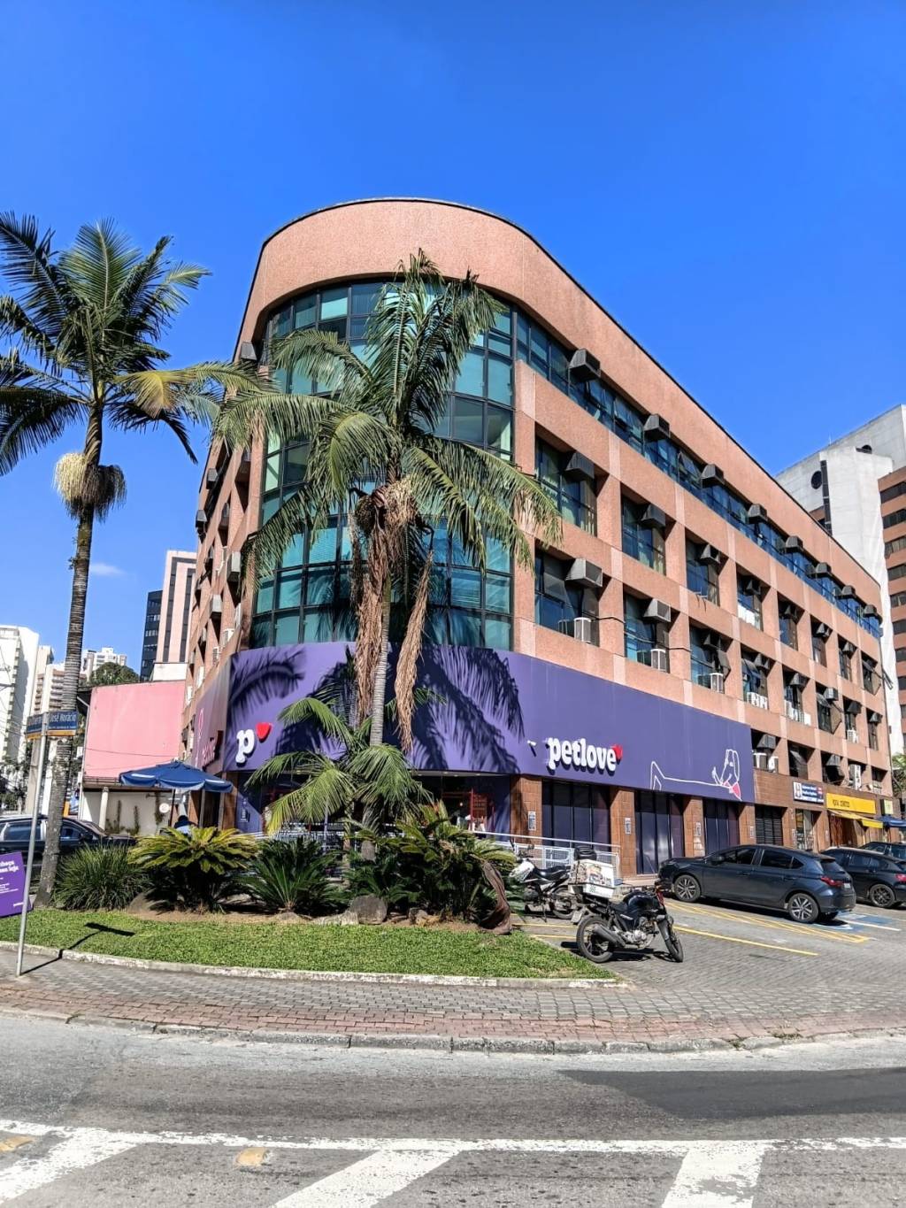 Petlove investe em expansão e inaugura unidade no Morumbi