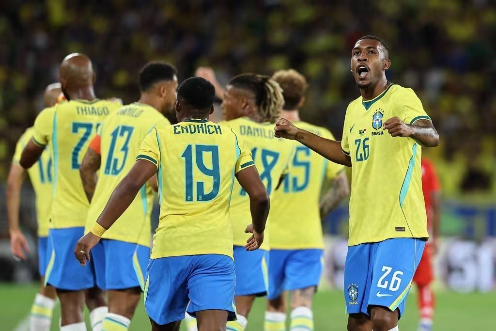Pelo direito de gritar gol nas esquinas de São Paulo