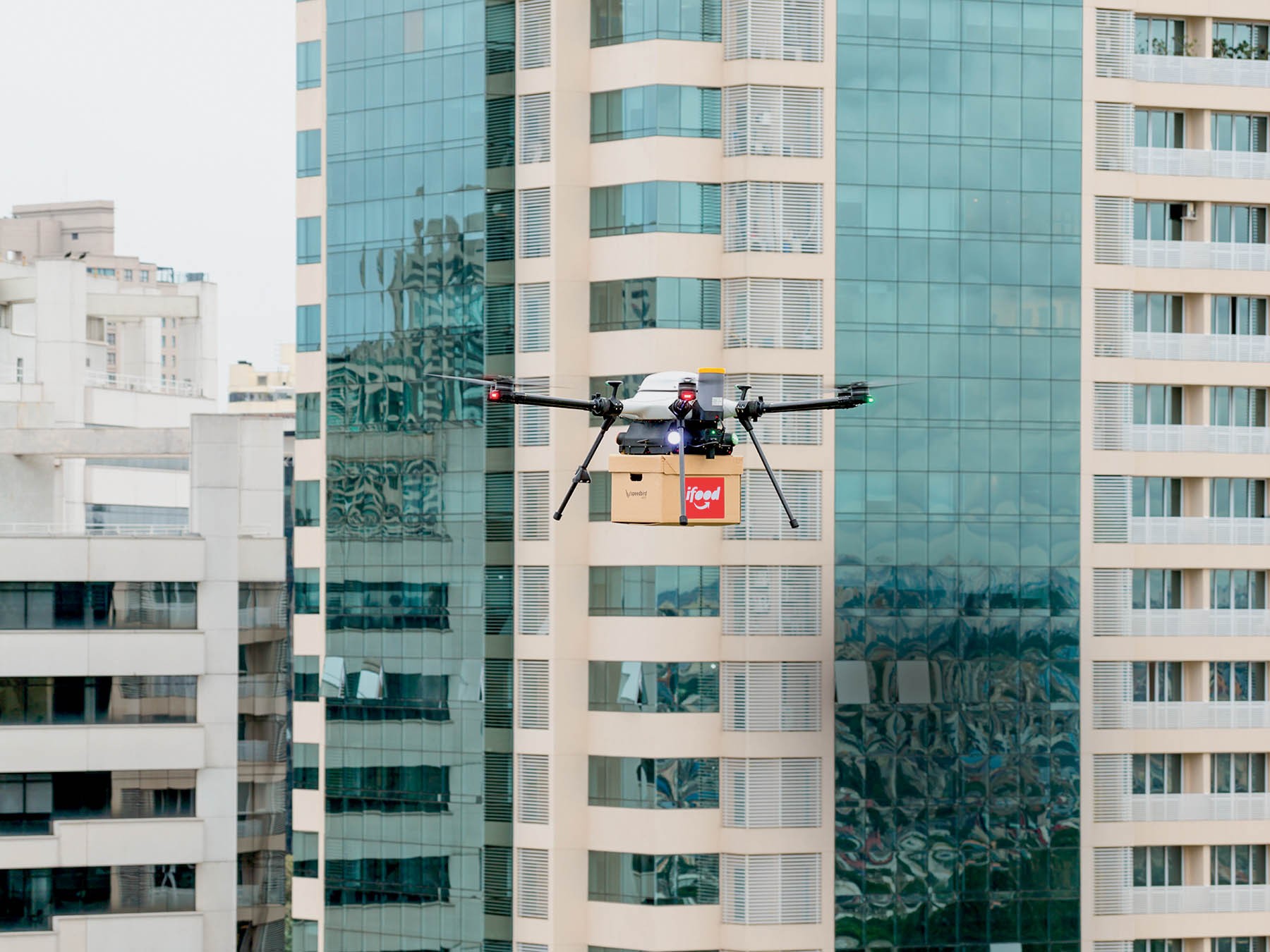 iFood aposta em entregas por drones e evento no São Paulo Expo