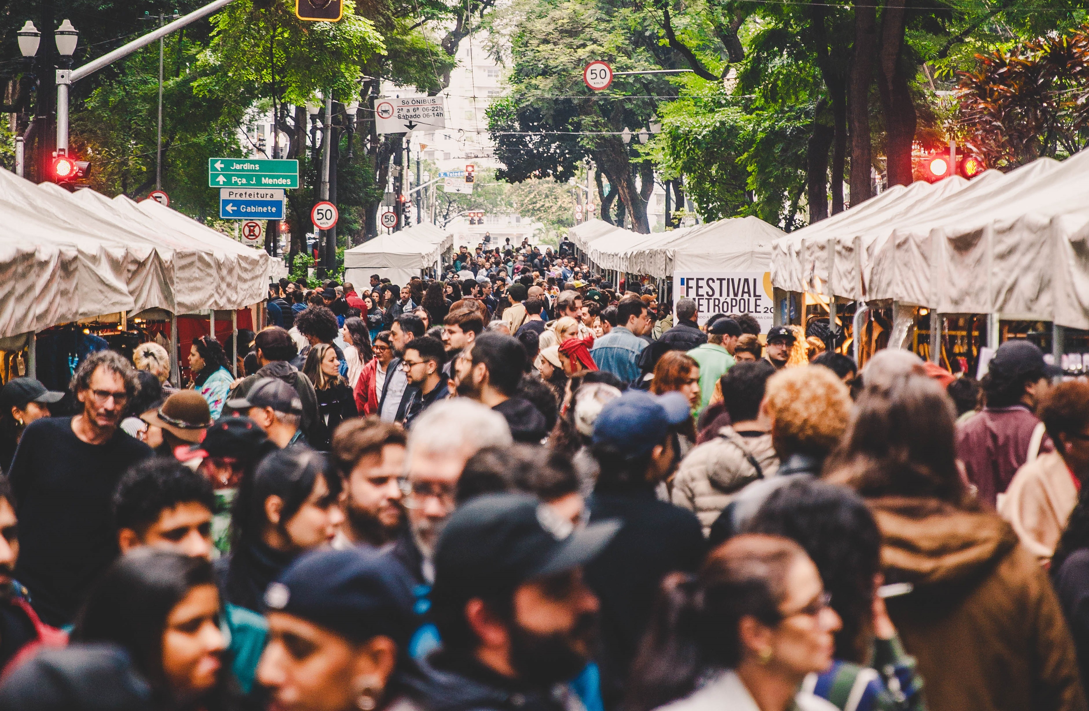 Festival gratuito ocupa o Viaduto do Chá e a Praça do Patriarca no fim de semana